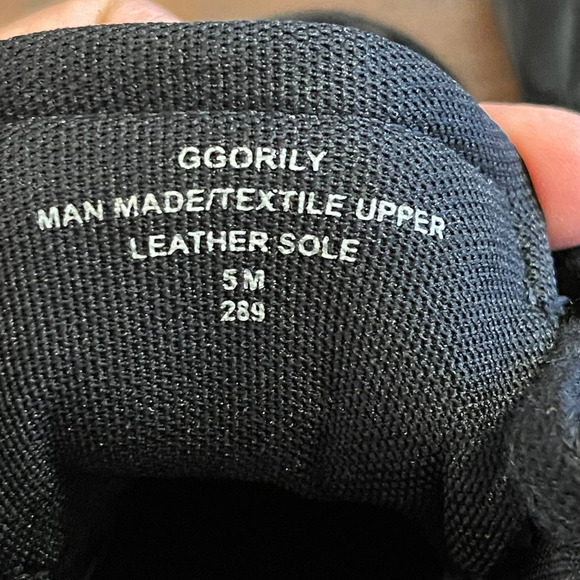 Guess Goorily Women's Flat Ankle Boots Leather Sole Size 5 M - Picture 9 of 11